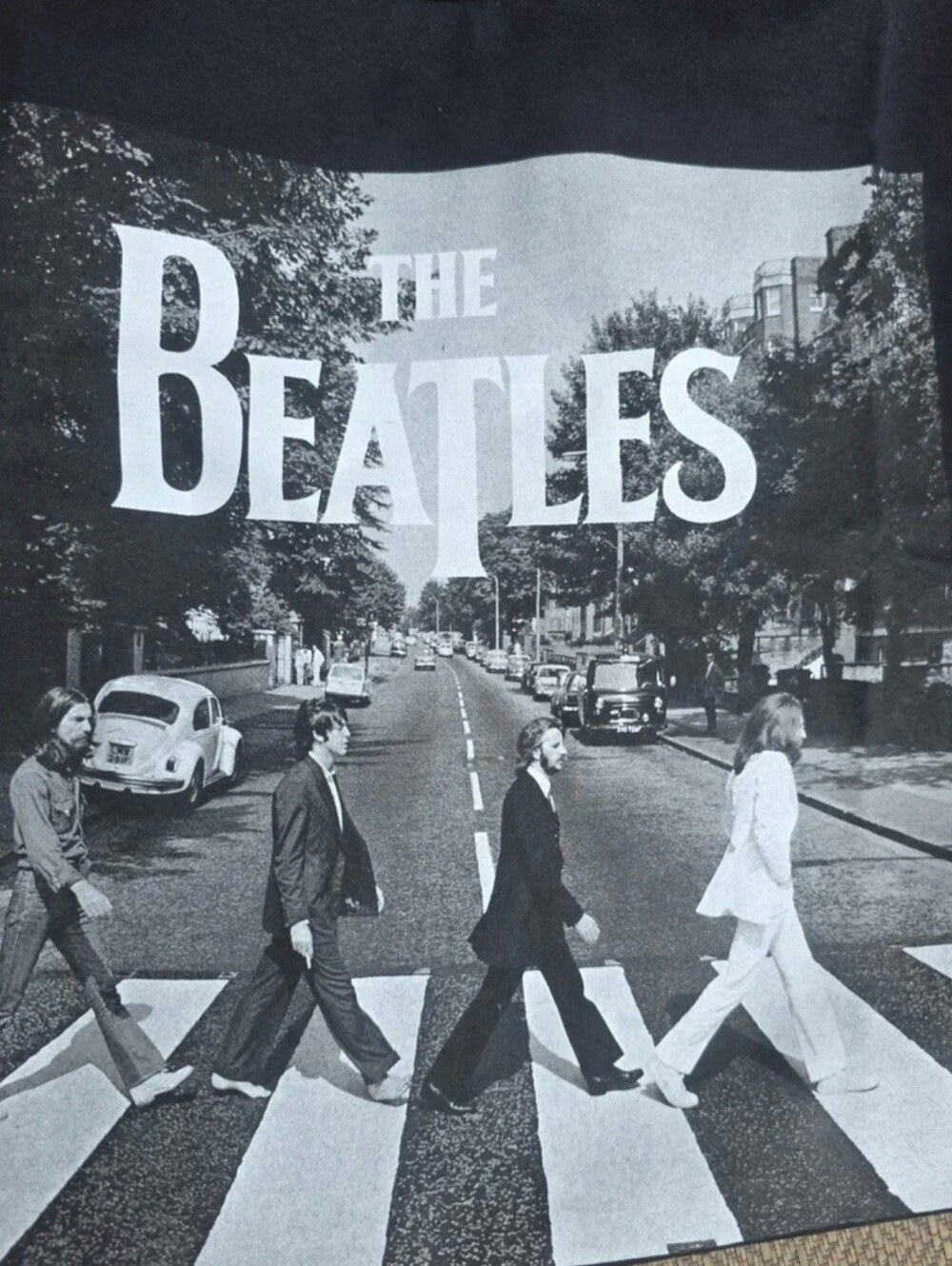 NWT THE BEATLES Abbey Road Black Graphic Tee Shirt Men's XL. Non smoking home. - Picture 3 of 7